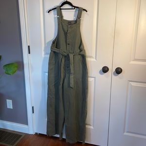 Aerie Skater Pant Overalls - Wide leg overalls size L in olive green - NWT